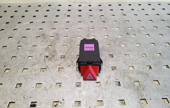 Audi A6 S6 C5 4B Hazard light switch 4B0941509D