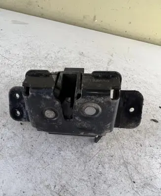 Jeep Grand Cherokee (WK) Tailgate/trunk/boot lock/catch/latch
