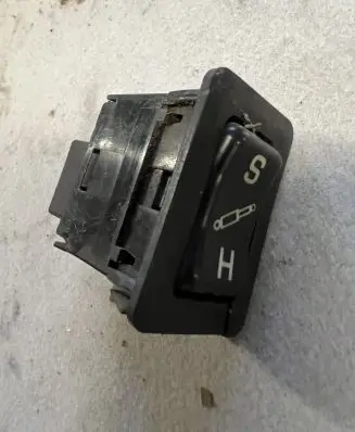 Mitsubishi L200 Other switches/knobs/shifts 71300