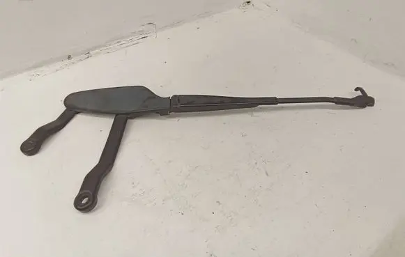 Mercedes-Benz S W221 Front wiper blade arm A2218200444