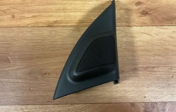 Volvo V70 Front door high frequency speaker 30781066 07W42 M5XUG
