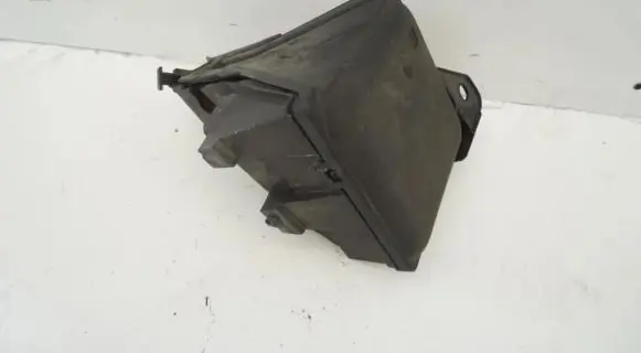 Renault Laguna III Fuse box cover 240112233R