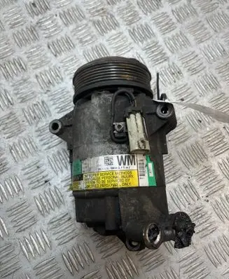 Opel Zafira B Air conditioning (A/C) compressor (pump) 