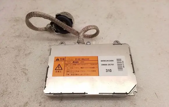 Subaru Legacy Headlight ballast module Xenon 84965AG000 3900020791