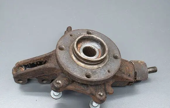 Citroen DS5 Front wheel hub