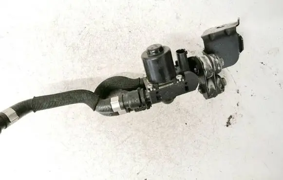BMW 7 F01 F02 F03 F04 Coolant heater control valve 757849001