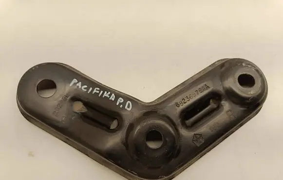 Chrysler Pacifica Other engine bay part 68236978AA