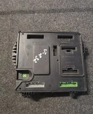 Renault Megane III Other control units/modules 284B15986R S180098101C