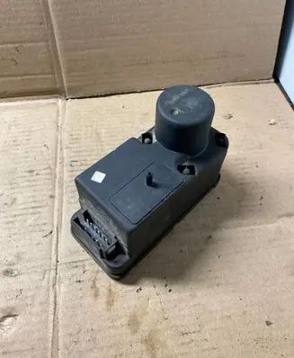 Volkswagen Passat Alltrack Central locking vacuum pump 357962257
