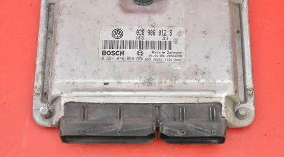 Seat Toledo II (1M) Engine control unit/module ECU 038906012S