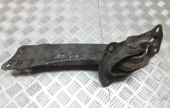 Volkswagen PASSAT B7 Rear suspension control arm 3C0505225B