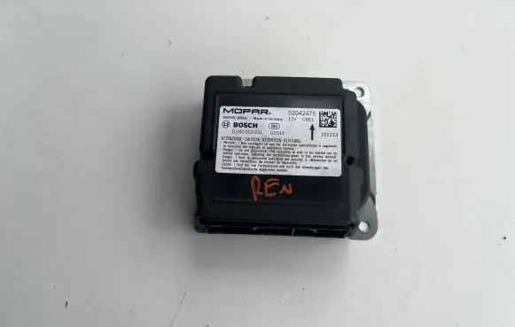 Jeep Renegade Airbag control unit/module 52042475 0285013331