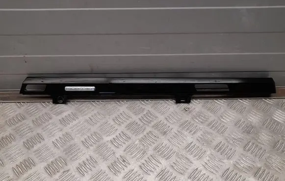 Audi Q7 4M Dashboard glove box trim 4M1853242A