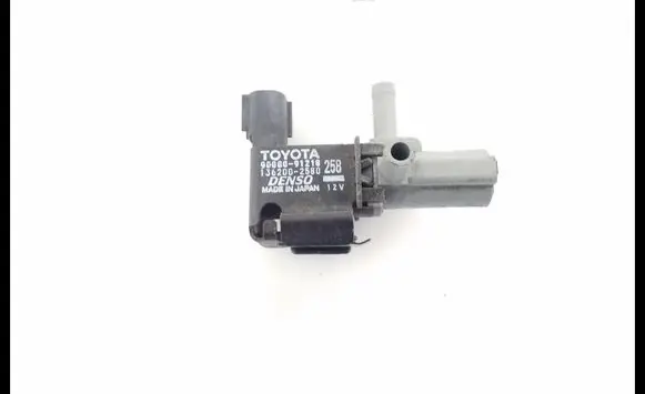 Toyota Corolla E120 E130 Turbo solenoid valve 9008091218