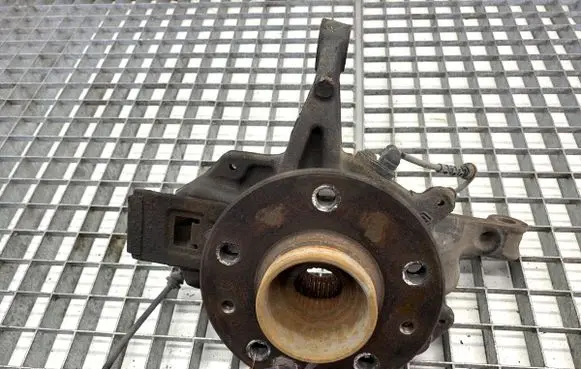 Renault Scenic III - Grand scenic III Front wheel hub spindle knuckle