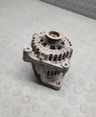 BMW 3 E90 E91 Generator/alternator 7802261 FG18S019 2543461D