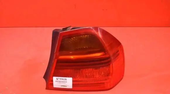 BMW X3 E83 Rear/tail lights 6937458