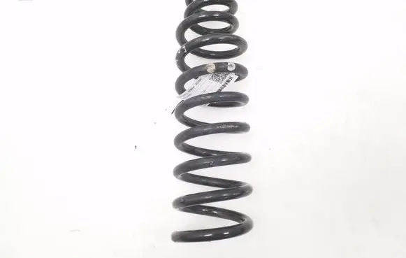 Volkswagen Touareg I Front coil spring 
