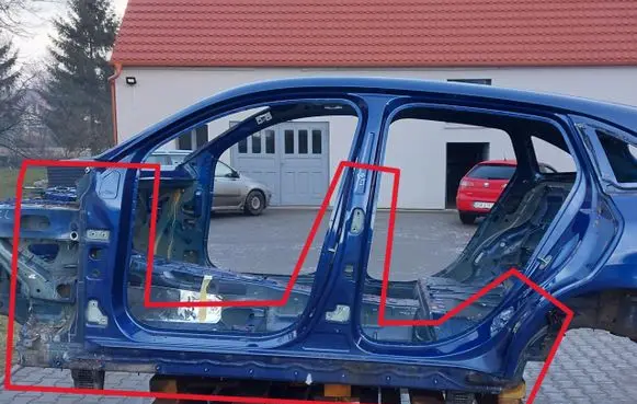 Mercedes-Benz EQC Sill 