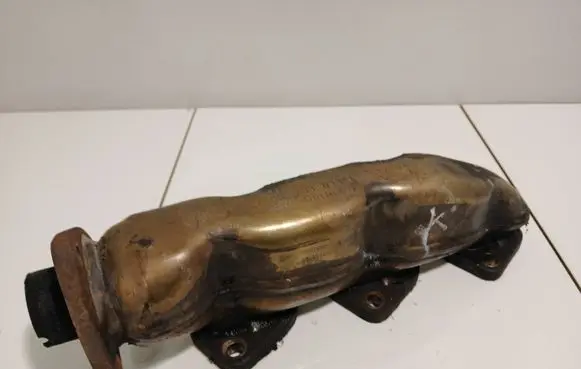 Audi A8 S8 D3 4E Exhaust manifold 059253033
