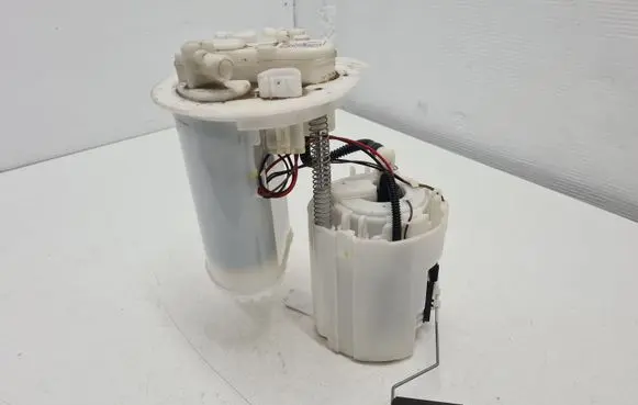 Hyundai i20 (GB IB) In-tank fuel pump 31110C8500 1000D04130 1148D00110