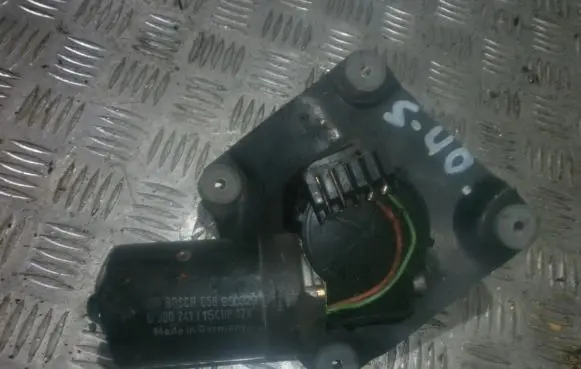 Volvo S40, V40 Wiper motor 0390241115 chp