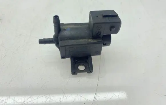 Alfa Romeo 156 Turbo solenoid valve 46767324