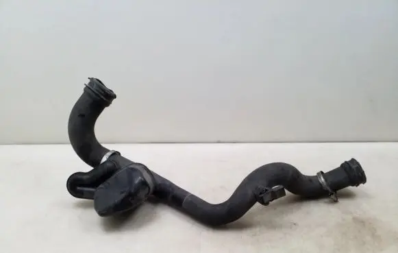 Audi A4 S4 B8 8K Intercooler hose/pipe 8K0145673
