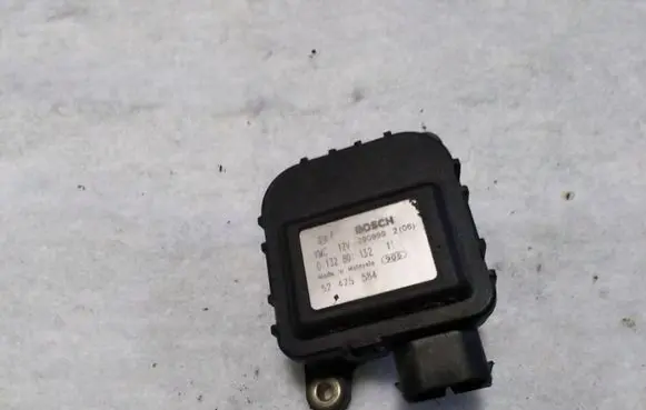 Mercedes-Benz C W202 Air flap motor/actuator 013280113211 52475584