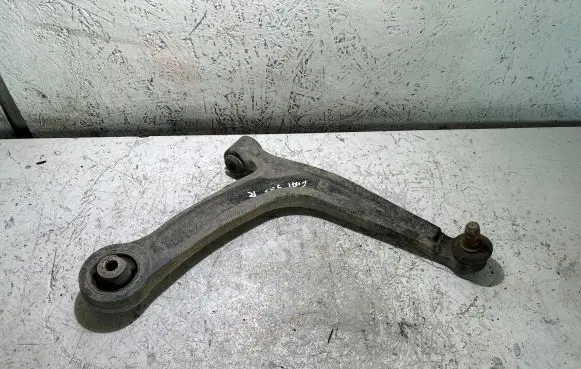 Fiat 500 Front lower control arm/wishbone
