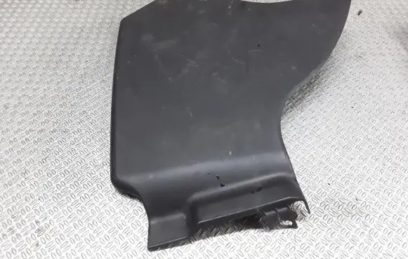 Audi A4 S4 B5 8D Other engine bay part 058133849A