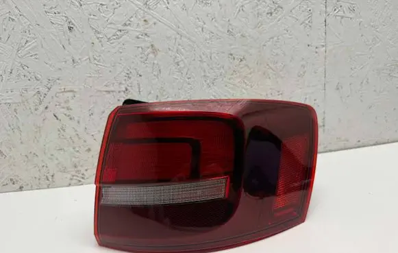 Volkswagen Jetta VI Rear/tail lights 5C6945258A