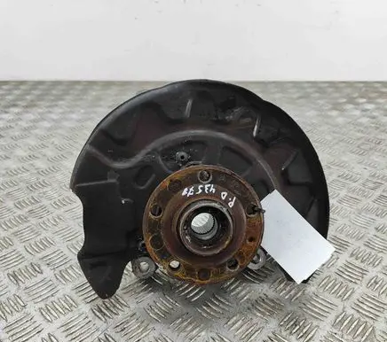 Skoda Superb B8 (3V) Front wheel hub 5Q0407258A