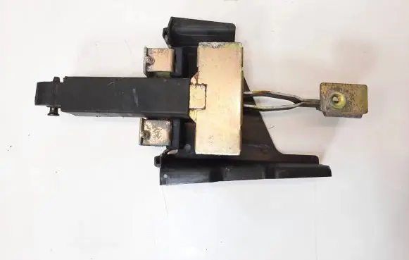 Honda Legend Front door check strap stopper