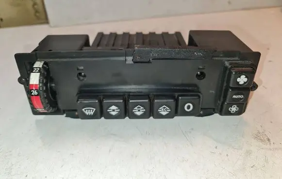 Mercedes-Benz S W126 Climate control unit 1268300585 2018300785