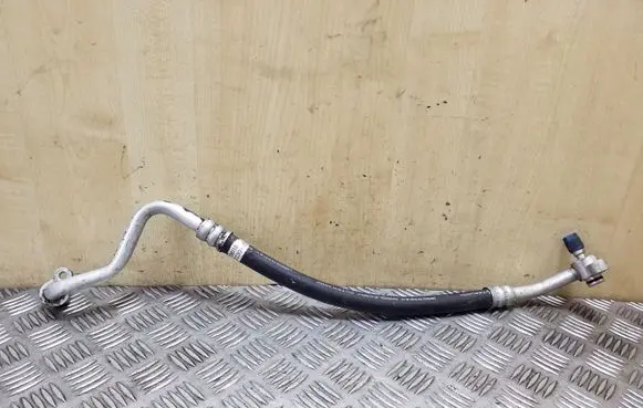 Opel Frontera B Air conditioning (A/C) pipe/hose 91158118
