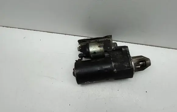 Mercedes-Benz GL X164 Starter motor A0061513701 0001108409