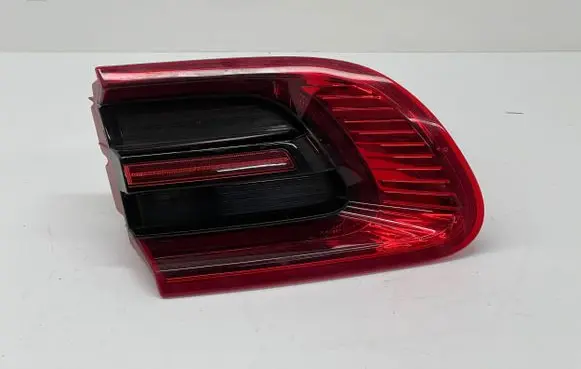 Porsche Macan (95B) Tailgate rear/tail lights 01150003