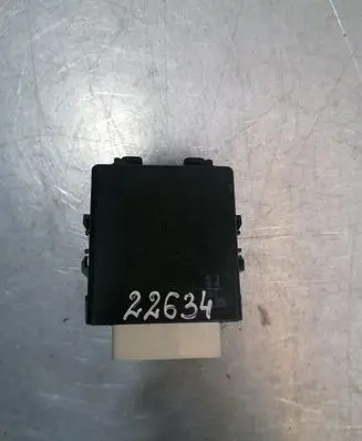 Toyota Auris 150 Window wiper relay 8594002040 4230001070