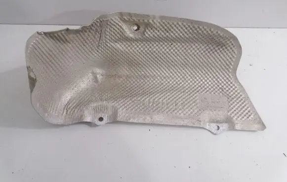 BMW 5 F10 F11 Heat shield in engine bay 7207269