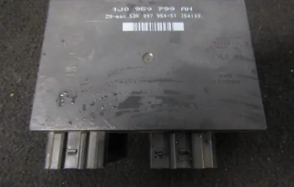 Volkswagen Golf IV Comfort/convenience module 1j0959799ah 5dk007954-51