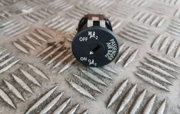 BMW X1 E84 Passenger airbag on/off switch 9196886