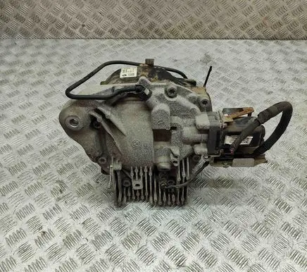 BMW X7 G07 Rear differential 8686993