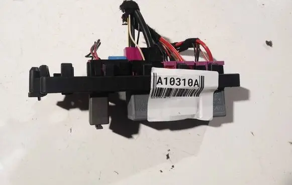 Skoda Octavia Mk2 (1Z) Fuse box set