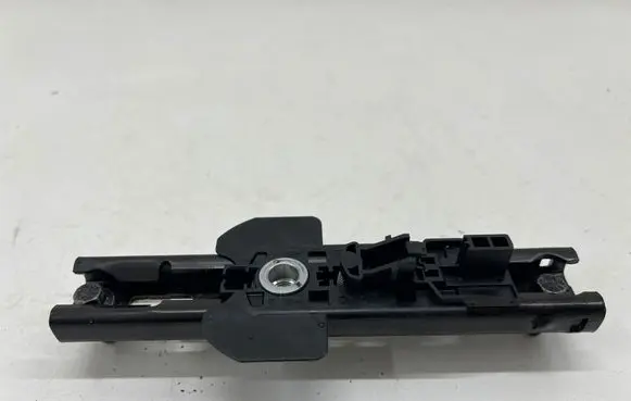 Polestar 2 Seat belt adjustment rail 32341210