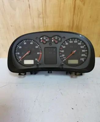Volkswagen Golf IV Speedometer (instrument cluster) 1036045007