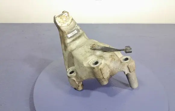 Honda Accord Engine mount vacuum valve 