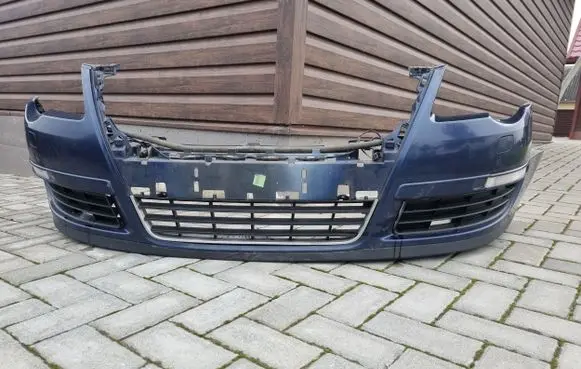 Volkswagen PASSAT B6 Front bumper 3C0807221C 3C0805903 3C0955103A