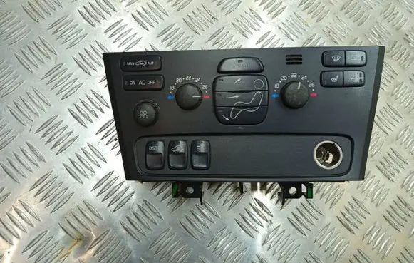 Volvo S60 Climate control unit 8691876