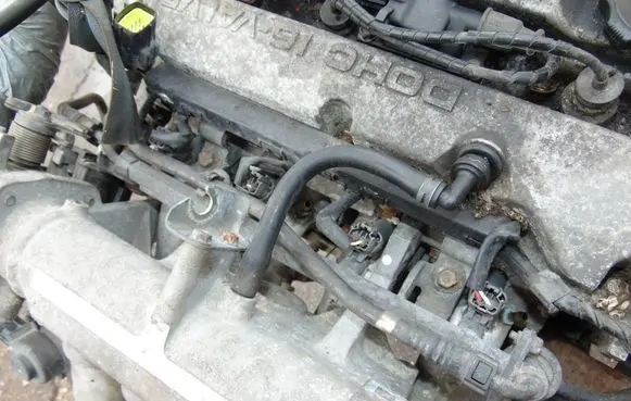 Mazda 323 Fuel injector Z59913250 ZL0113150B